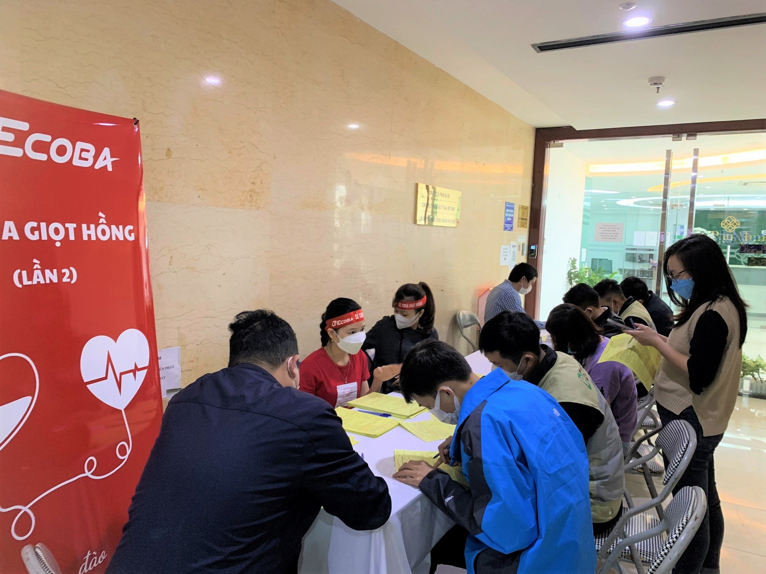 Ecoba ENT tham gia ngày hội "Sẻ chia giọt hồng" lần 2