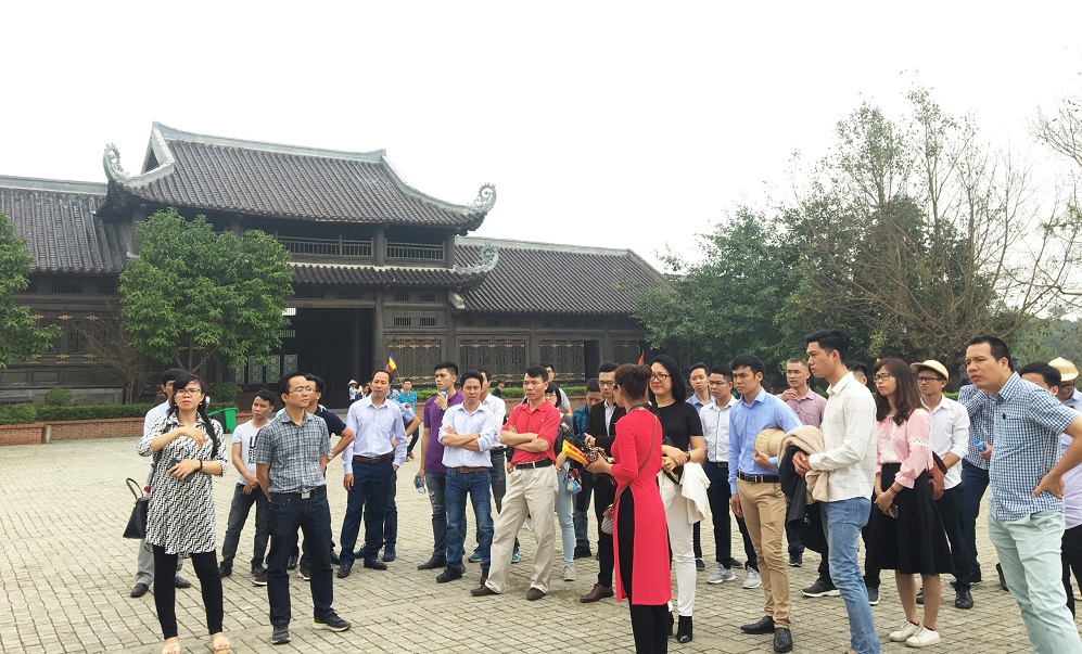 ninh-binh-noi-day-ap-kỷ-niem-cua-dai-gia-dinh-ecobaent-trong-chuyen-du-xuan-2019-3