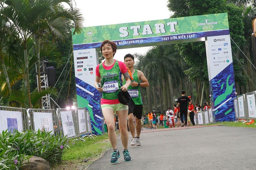 24-ecobaent-runners-xuat-sac-can-dich-giai-chay-ecopark-marathon-2019-6