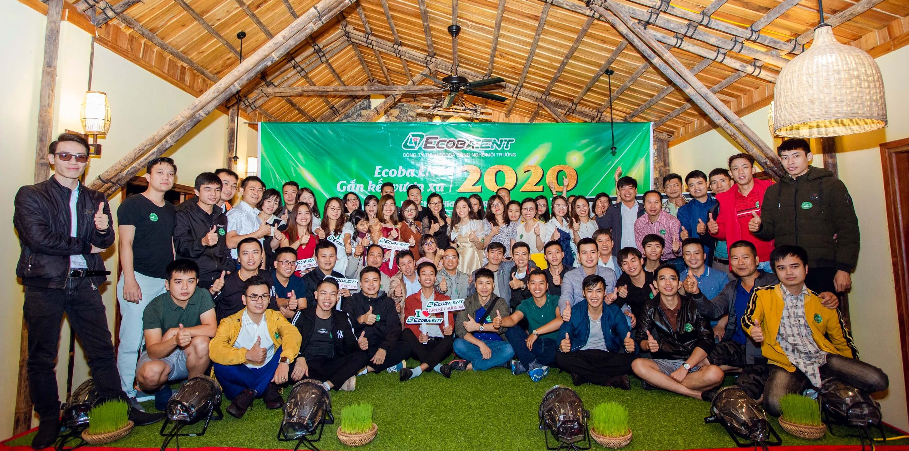 Tập thể ecoba ent tại gala dinner 2020