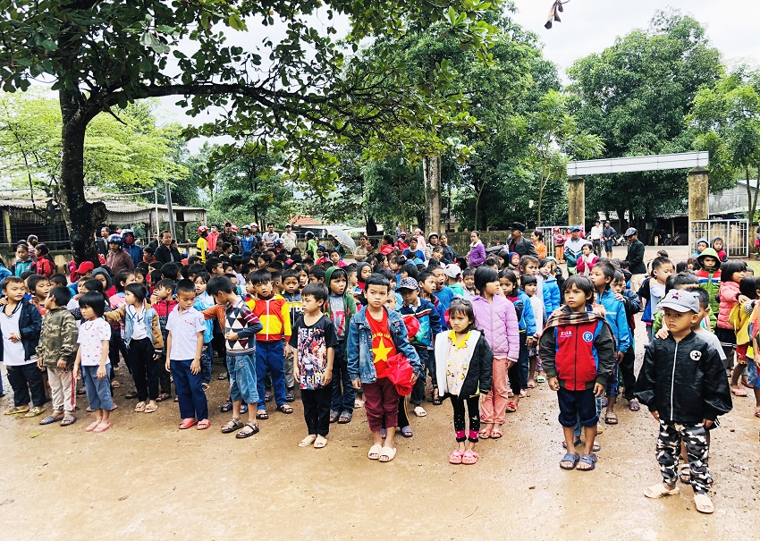 hành trình yêu thương gửi tới các con tại trường tiểu học   A Ngo, Đa Krông, Quảng Trị