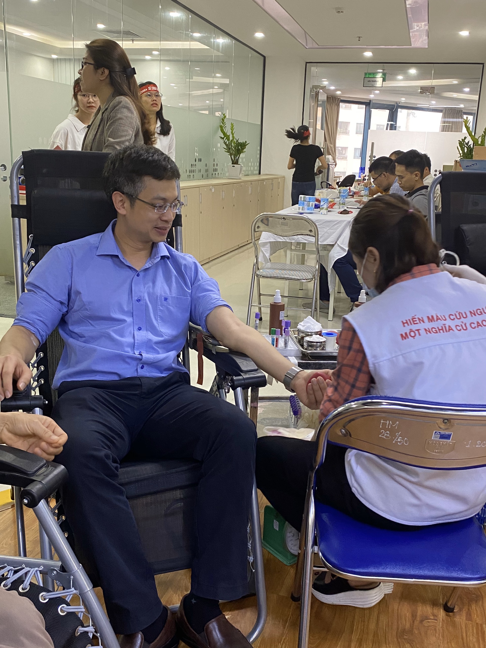 cbnv-ecoba-ent-huong-ung-chuong-trinh-hien-mau-tinh-nguyen-se-chia-giot-hong-6